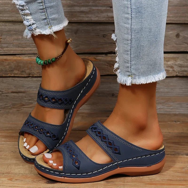 Hollow Slides Summer Women Sandals Slippers Comfortable Wedges Sandals Leisure Beach Roman Leather Women Slippers Zapatos Mujer - La Tienda Bella
