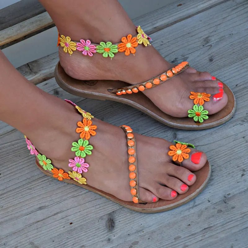 2025 New Summer Ladies Shoes Women Sandals White Flowers Flat Sandals Women Bohemian Casual Beach Shoes for Woman 42 43 WSH3390 - La Tienda Bella