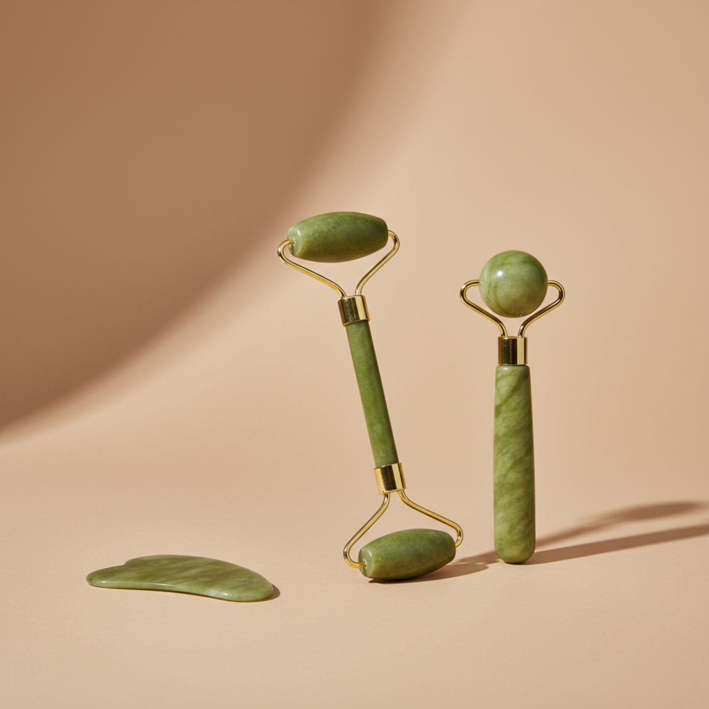 JadeGlow Massage Roller → Met en avant l’éclat et la détente