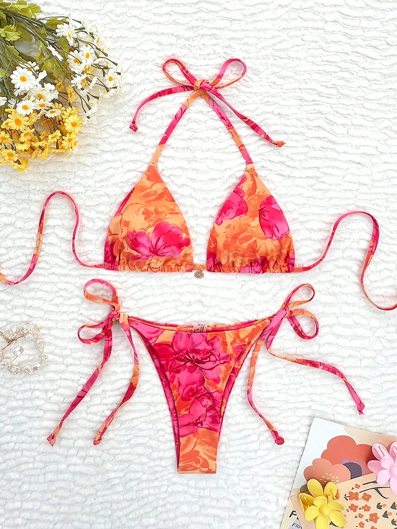 Bikini set contrasting niche design trendy fashion seaside vacation - La Tienda Bella