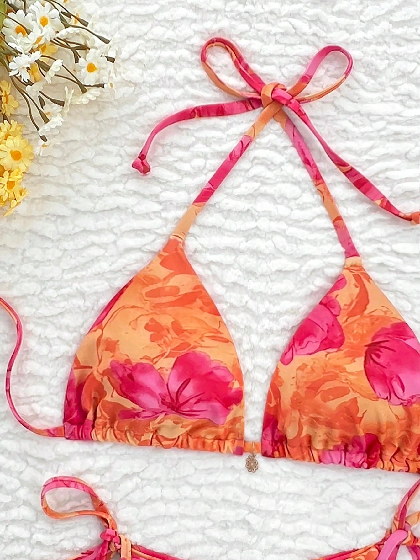 Bikini set contrasting niche design trendy fashion seaside vacation - La Tienda Bella