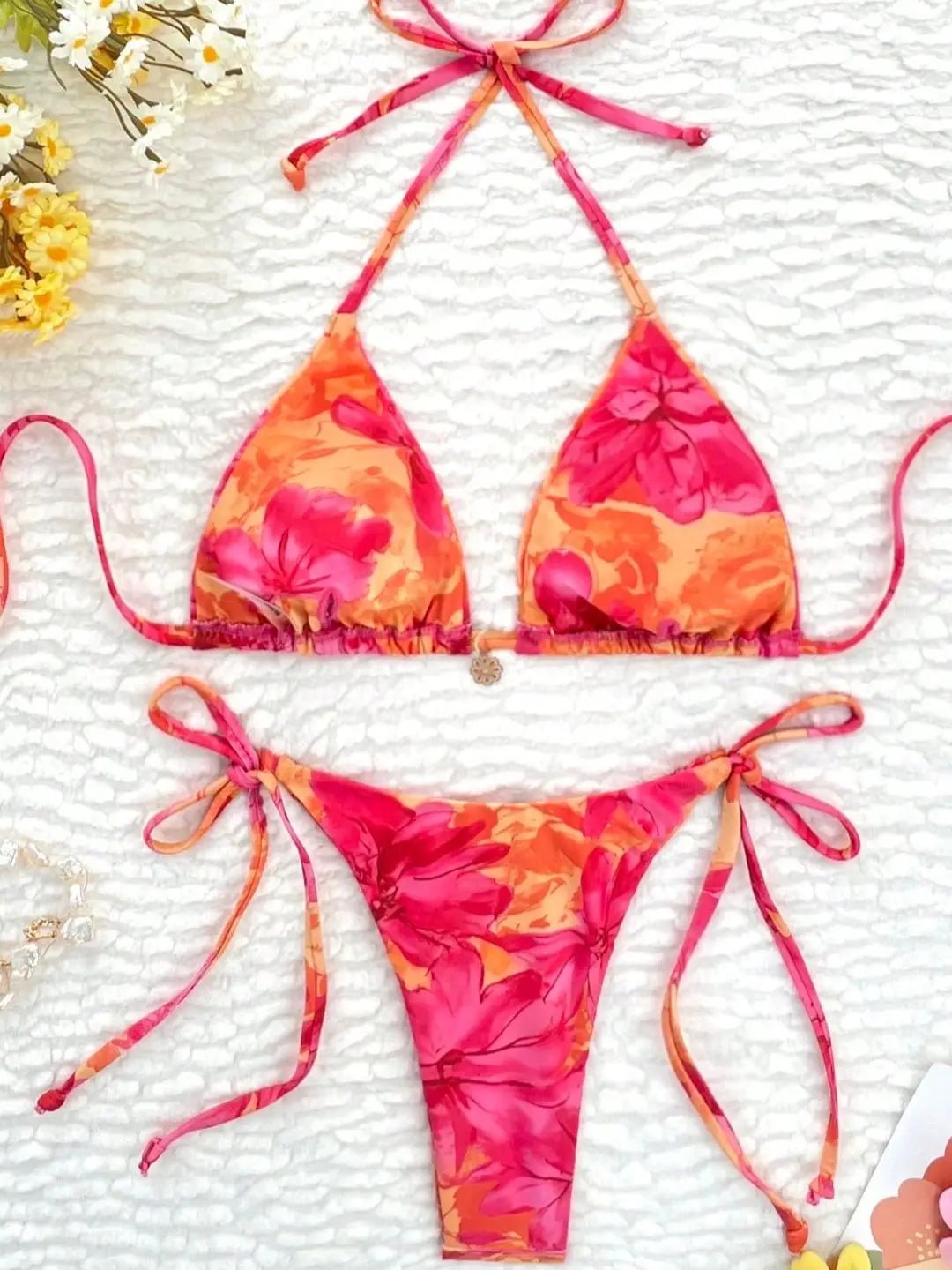 Bikini set contrasting niche design trendy fashion seaside vacation - La Tienda Bella