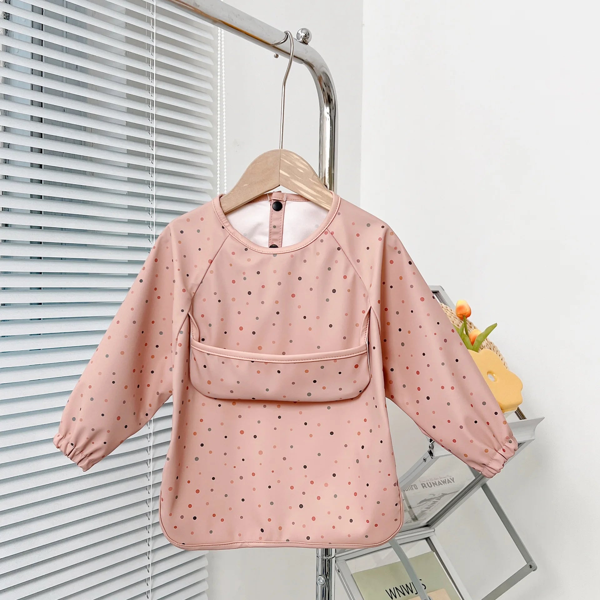Cute Baby Bibs Toddler Baberos Bavoir Waterproof Long Sleeve Apron Cartoon Animals Children - La Tienda Bella
