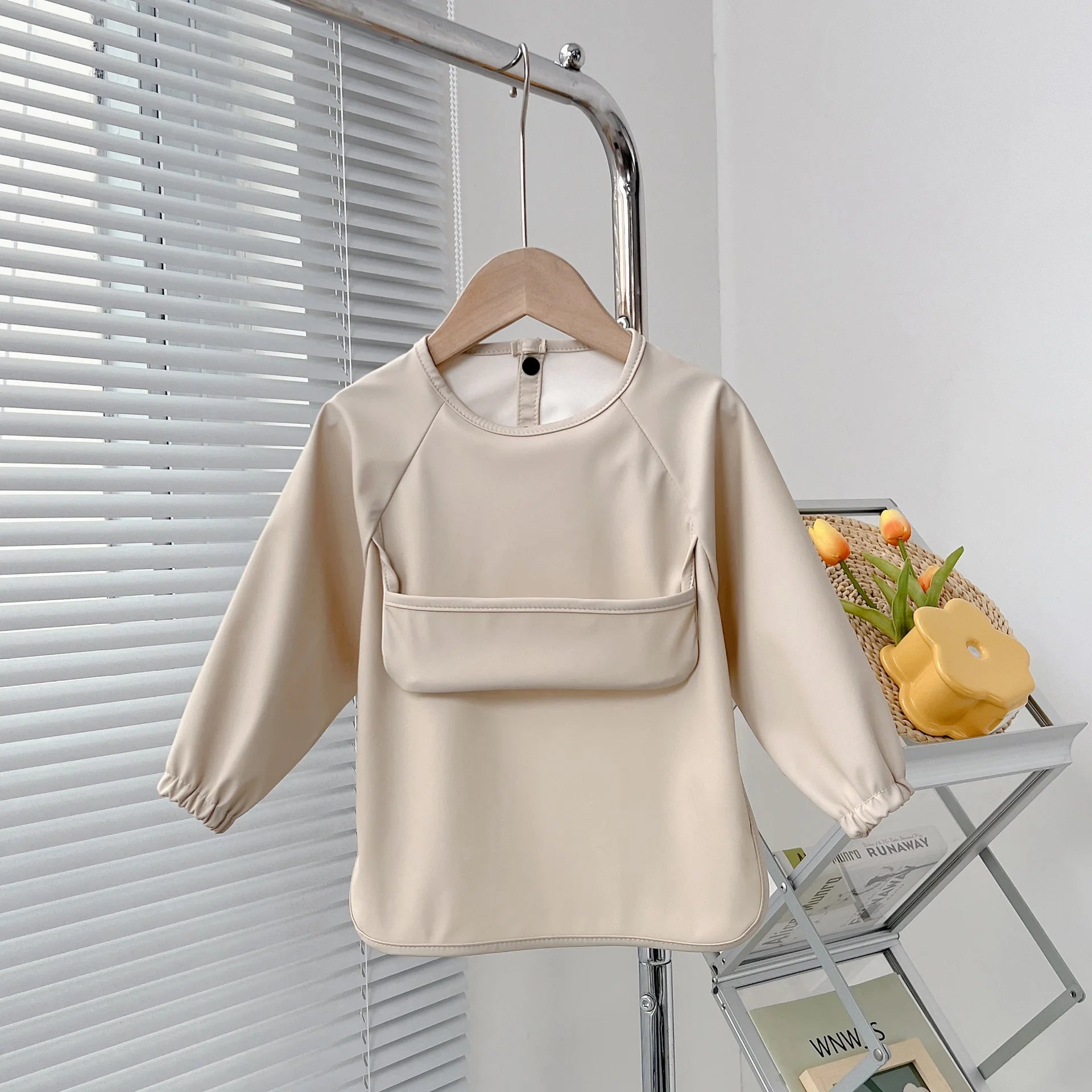Cute Baby Bibs Toddler Baberos Bavoir Waterproof Long Sleeve Apron Cartoon Animals Children - La Tienda Bella