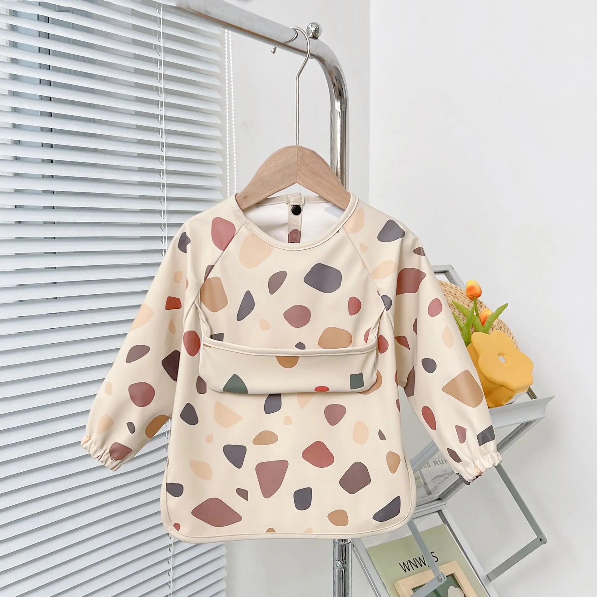 Cute Baby Bibs Toddler Baberos Bavoir Waterproof Long Sleeve Apron Cartoon Animals Children - La Tienda Bella