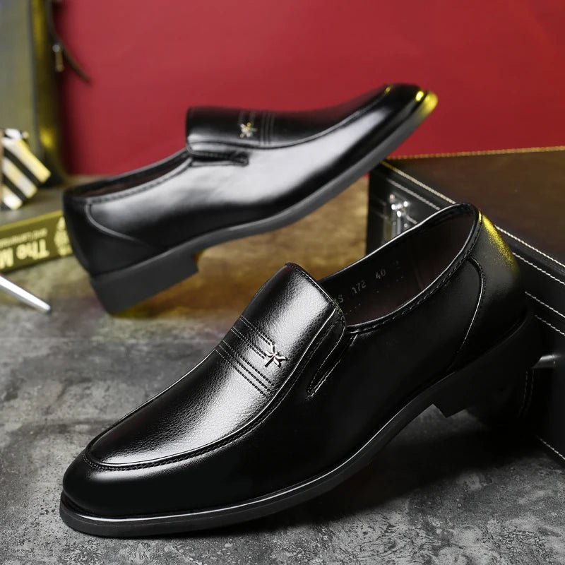 High Quality Leather Men Casual Shoes Comfortable Light Men Loafers Formal Men Dress Shoes Breathable Slip on Men Driving Shoes - La Tienda Bella