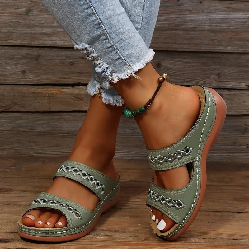 Hollow Slides Summer Women Sandals Slippers Comfortable Wedges Sandals Leisure Beach Roman Leather Women Slippers Zapatos Mujer - La Tienda Bella