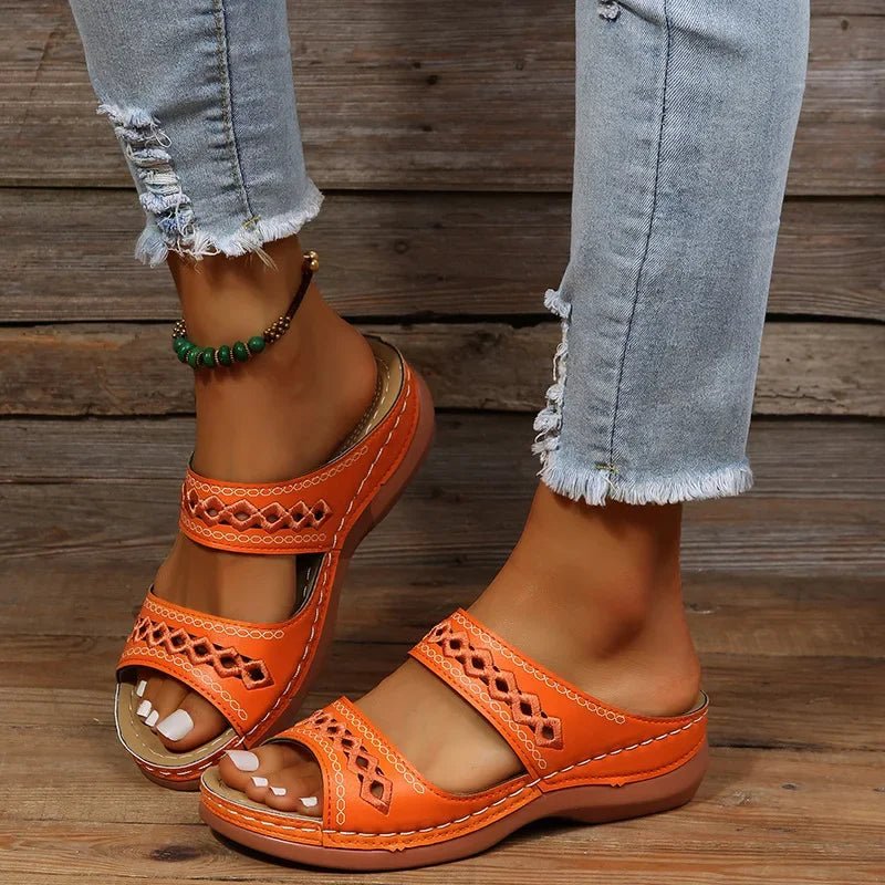 Hollow Slides Summer Women Sandals Slippers Comfortable Wedges Sandals Leisure Beach Roman Leather Women Slippers Zapatos Mujer - La Tienda Bella