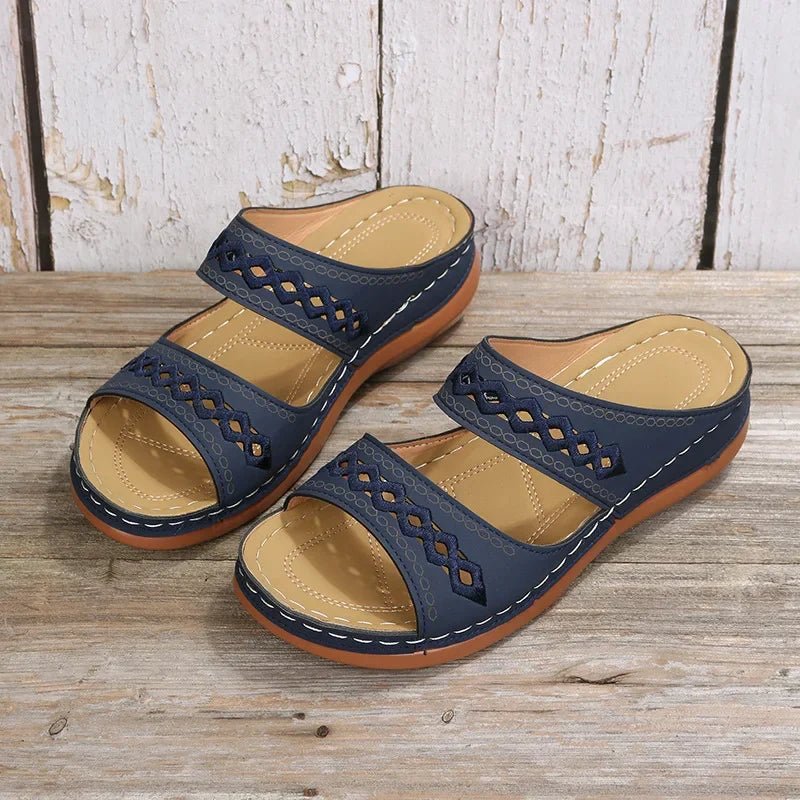 Hollow Slides Summer Women Sandals Slippers Comfortable Wedges Sandals Leisure Beach Roman Leather Women Slippers Zapatos Mujer - La Tienda Bella