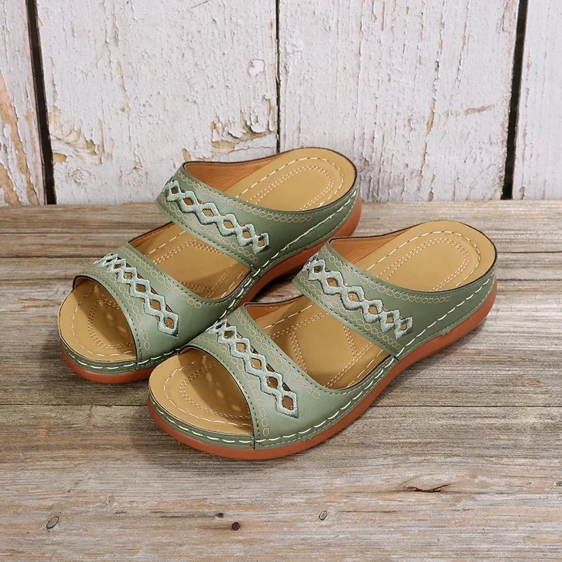 Hollow Slides Summer Women Sandals Slippers Comfortable Wedges Sandals Leisure Beach Roman Leather Women Slippers Zapatos Mujer - La Tienda Bella