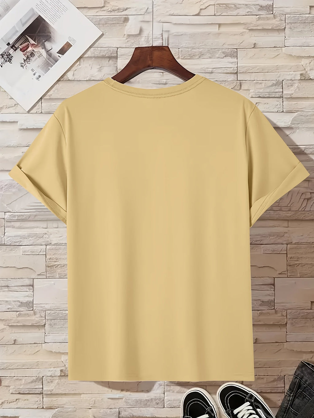 Italia Chic Short - Sleeve Tee - Stylish Casual Design, Ultra - Comfortable Fabric, Classic Round Neck, Regular Fit, Versatile Fashion for Men - Perfect for Spring and Summer Everyday Wear - La Tienda Bella
