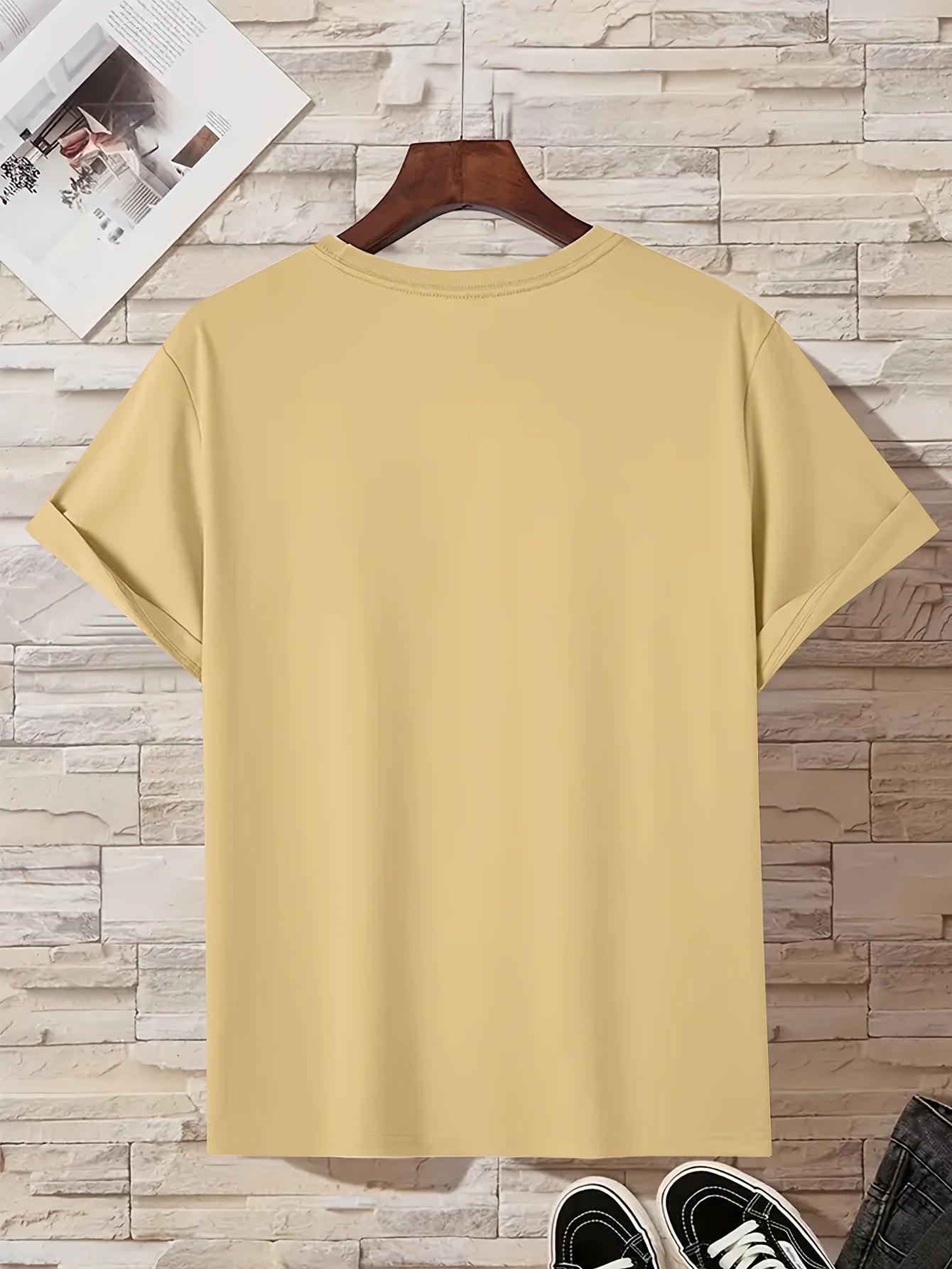 Italia Chic Short - Sleeve Tee - Stylish Casual Design, Ultra - Comfortable Fabric, Classic Round Neck, Regular Fit, Versatile Fashion for Men - Perfect for Spring and Summer Everyday Wear - La Tienda Bella