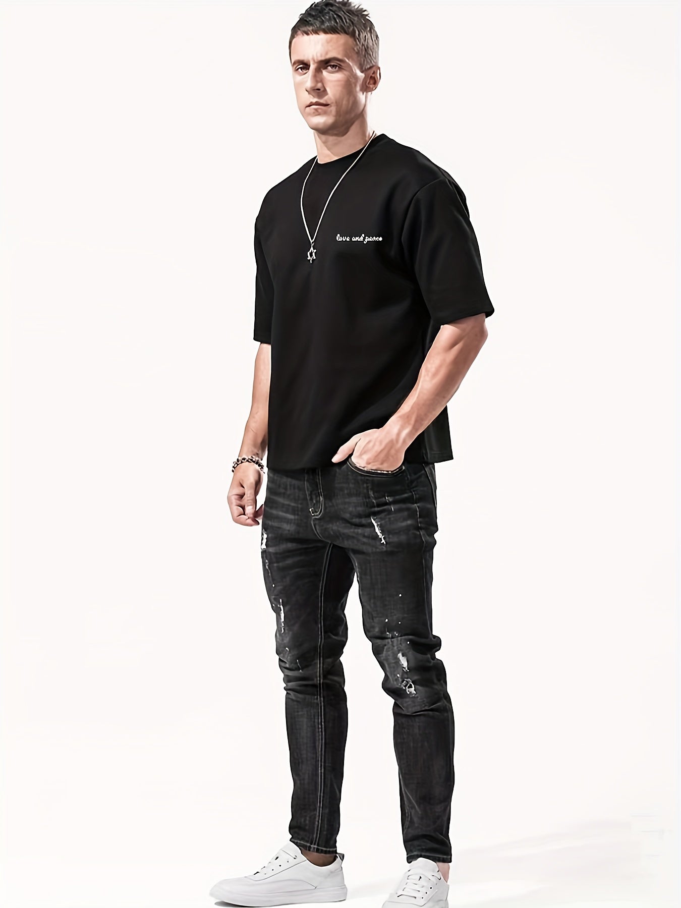 LOVE AND PEACE Alphabet Design Crew Neck Short Sleeve T-shirt For Men, Casual And Chic Cotton Tops For Daily Wear And Vacation Resorts - La Tienda Bella