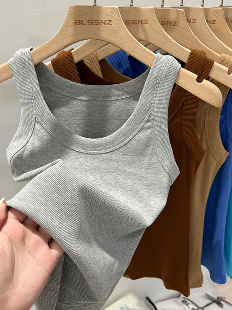 Women's Ribbed Tank Top – Solid Round Neck Camisole for Summer 2025 - La Tienda Bella
